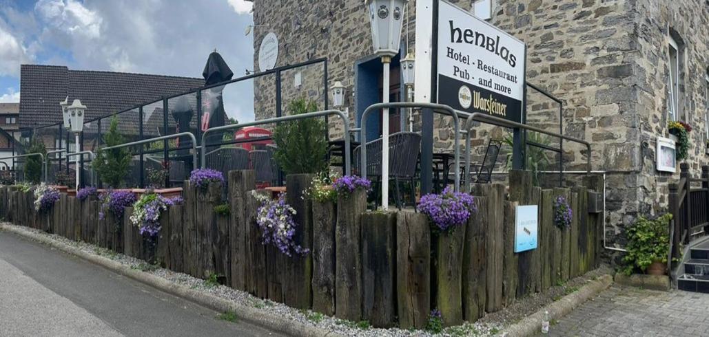 Henblas Hotel Neuenrade Exterior photo
